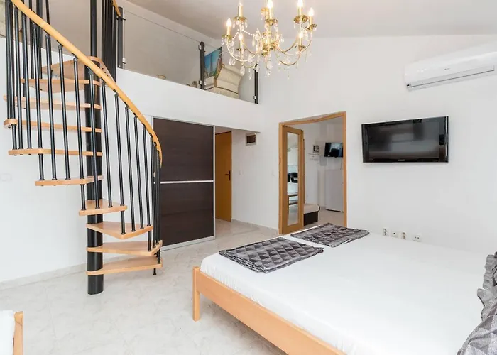 Rooms & Apartments Hegic Zadar