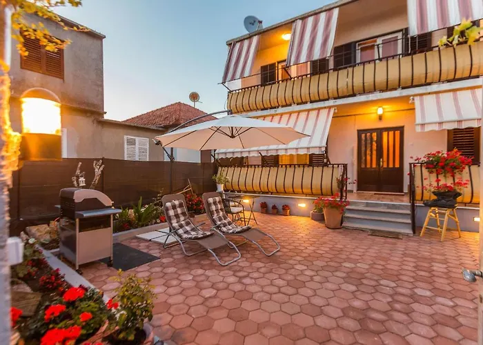 Apartments & Rooms Hosana Zadar