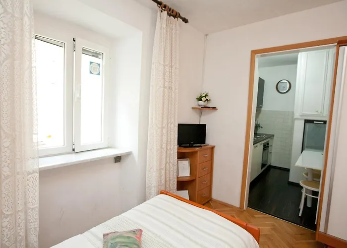 Victoria Apt Old Town By Adex Travel Zadar