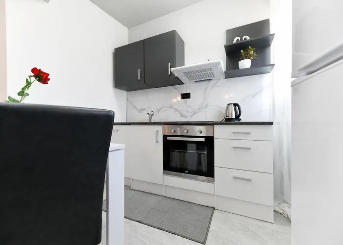 Apartment Lusy Lo Zadar