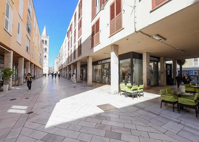 Aura Exclusive Apartment & Room Zadar