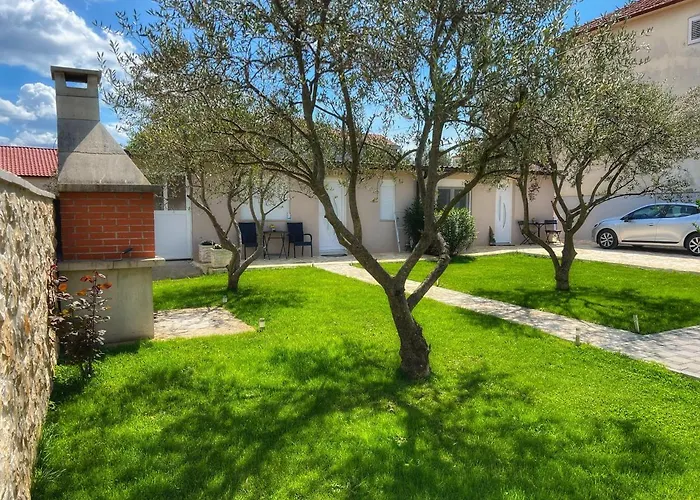 Studio Apartments Tara Zadar