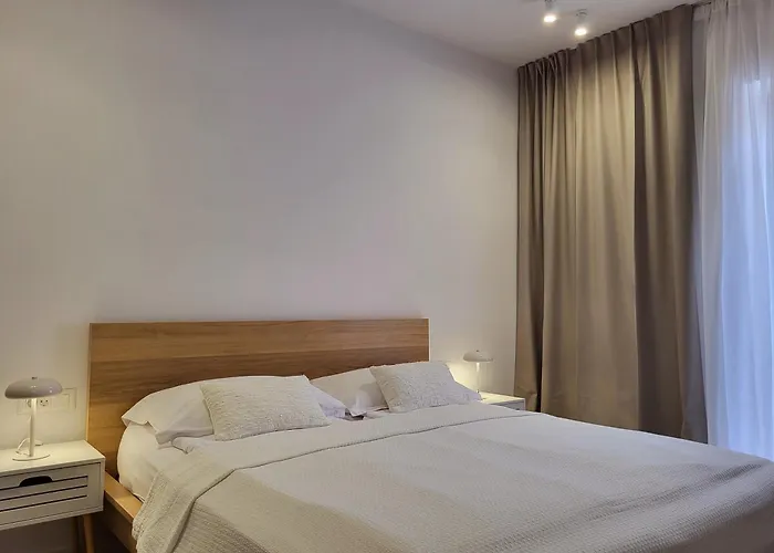 Firefly Luxury Apartment With Private Whirlpool Zadar
