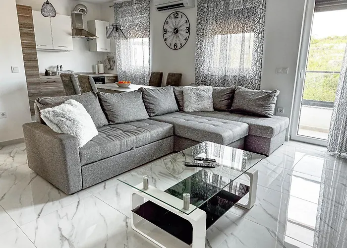 Villa Zadar 2 Bed, 1 Bath Condo