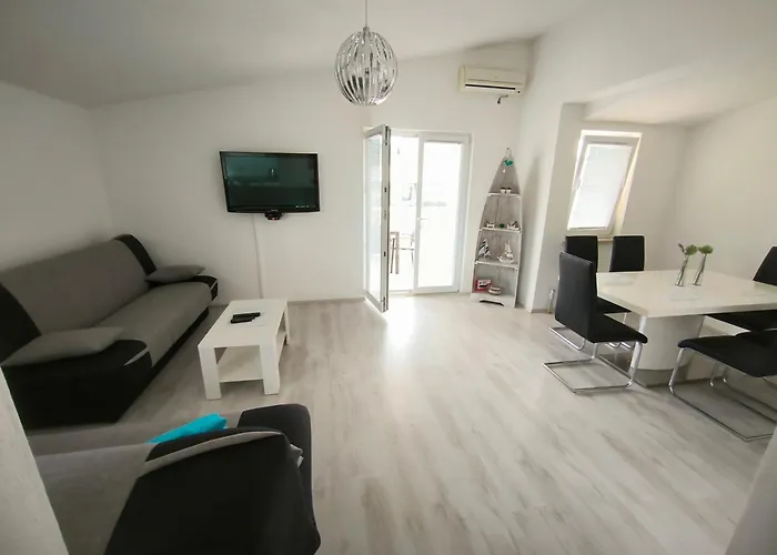 Rooms & Apartments Ana 2 Zadar