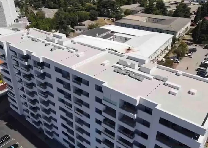 New Modern Apt Near Old Town - Private Parking Zadar