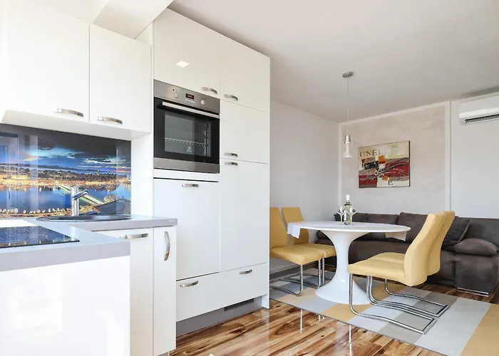 Apartment Anita Zadar