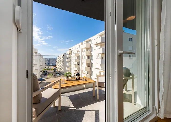 Luxury Apartment Niko - Garage Space And Panoramic View Zadar