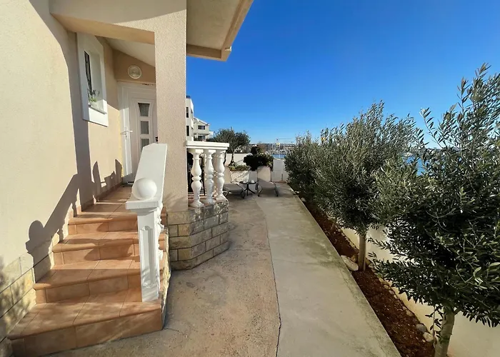 Villa Punta - Studios Zadar