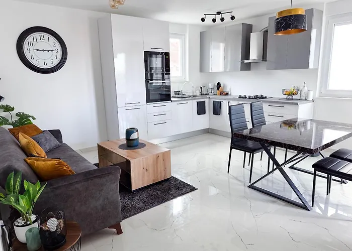 Villa Branimir 2 Bed, 1 Bath In Zadar