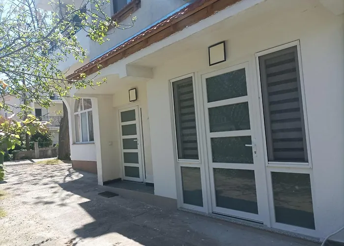 Rooms & Apartment Hegic With Parking Zadar