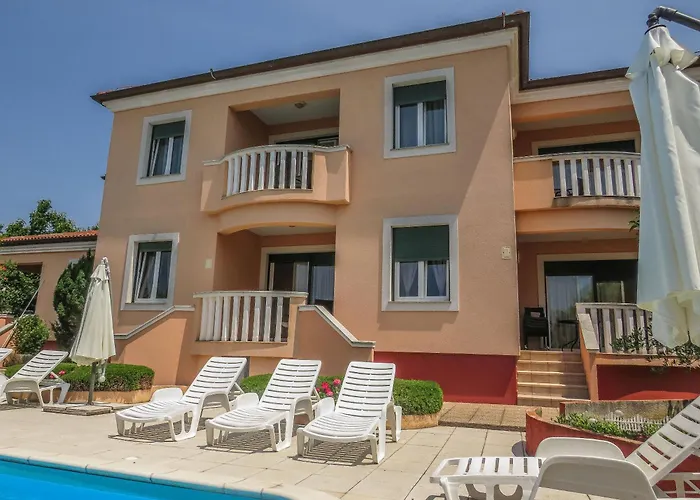 Apartments Eddie Zadar