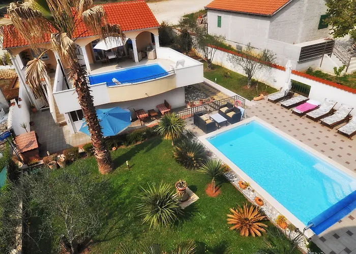 Villa Vanilla With Heated Pool Zadar