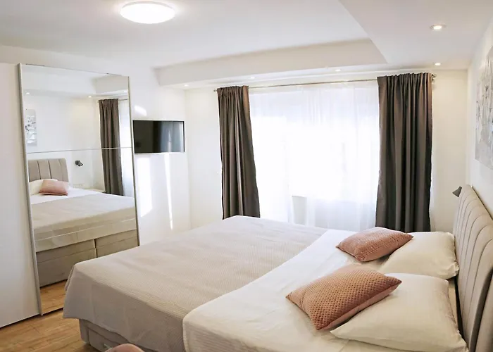 Apartment Villa Grga-Spacious 3-Bedroom Apartment Zadar