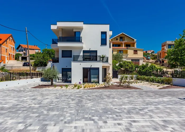 Casa Mia Apartments With Parking Zadar