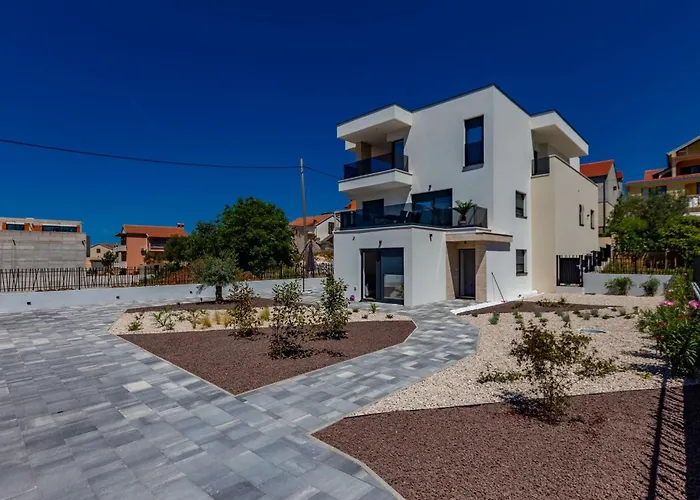 Casa Mia Apartments With Parking Zadar