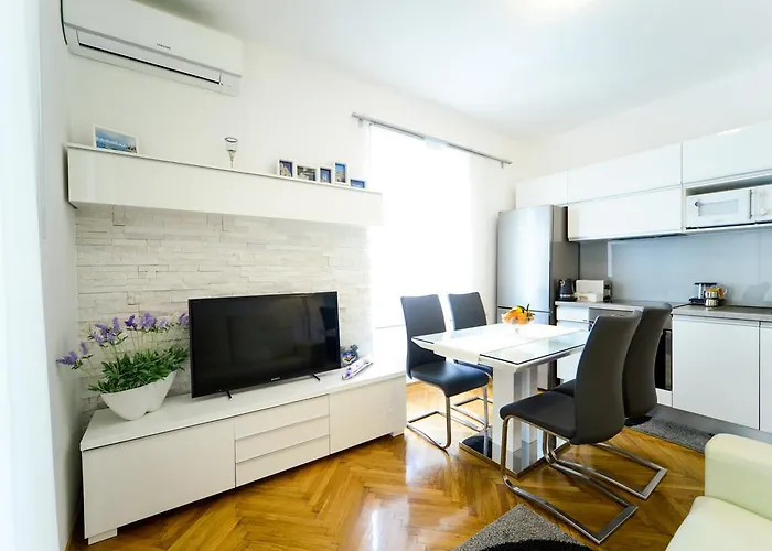 Central Palace Apartment Zadar