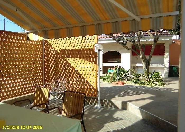 Hana Apartments Zadar