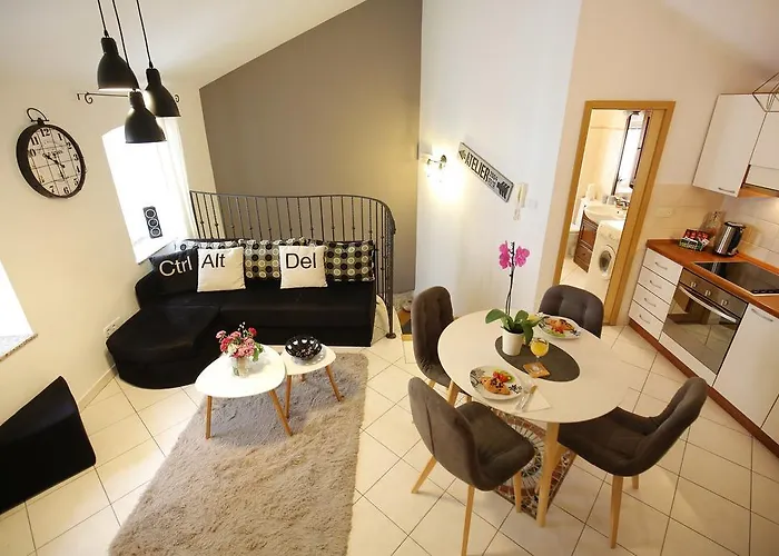Stomorica Apartments Zadar