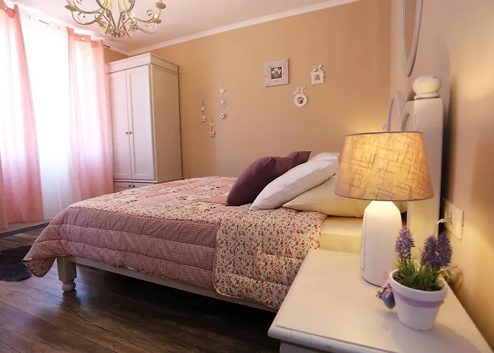 Shabby Chic Rooms Zadar