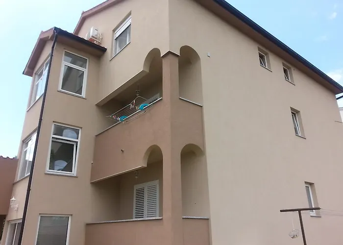 Apartments Roncevic Zadar
