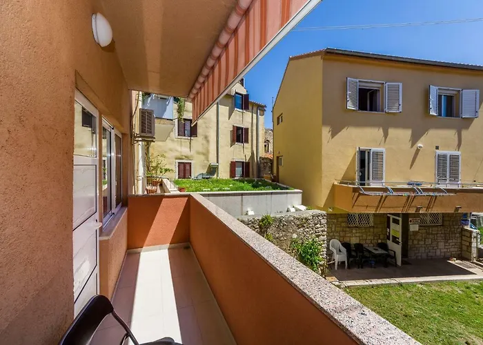 Apartment Simoni Zd Zadar