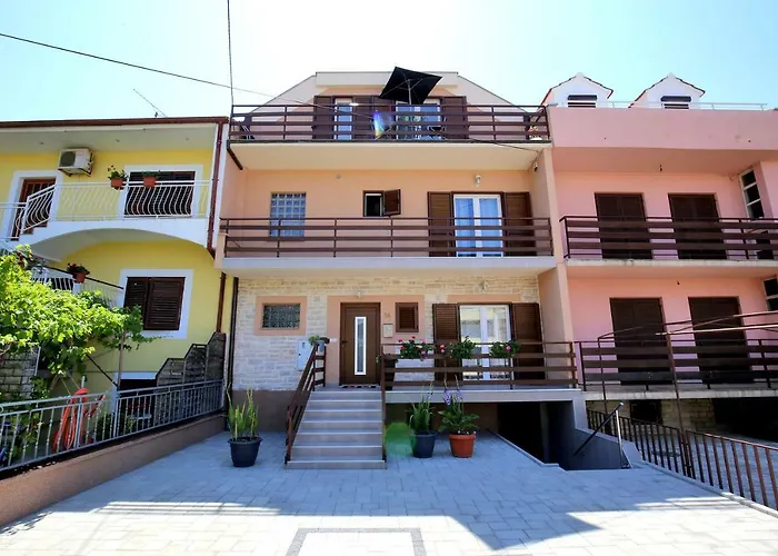 Apartments Mara Zadar