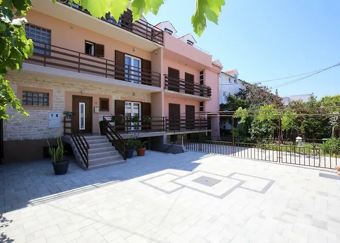 Apartments Mara Zadar