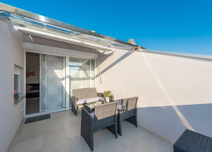 Apartments Luky Zadar