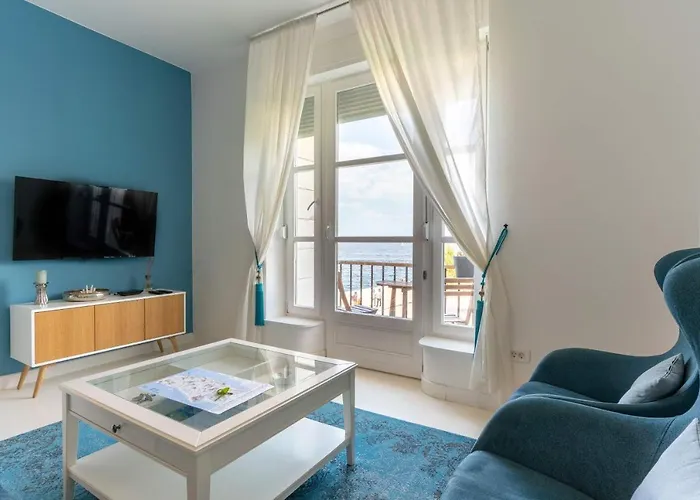 Aquamarine Sea View Apartment Zadar